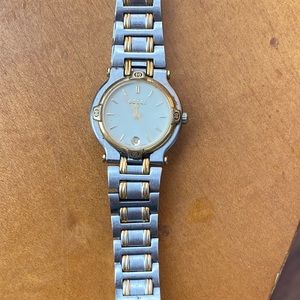 Gucci vintage ladies watch